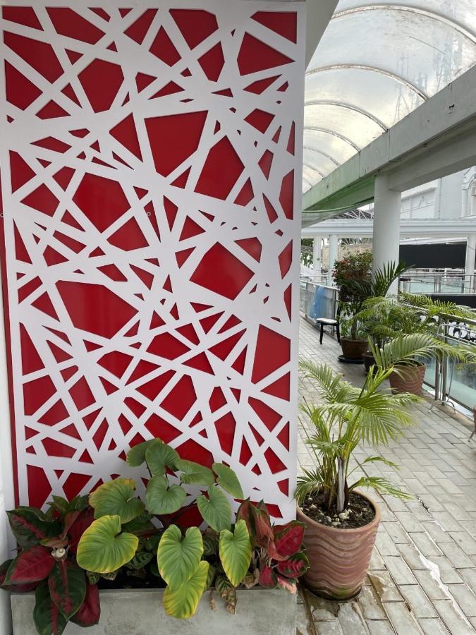 Inn Dulgence Patong Exteriör bild