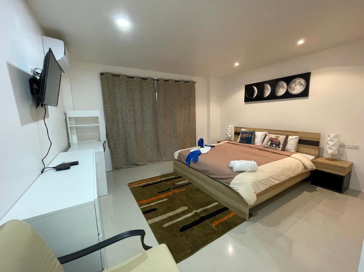 Inn Dulgence Patong Exteriör bild