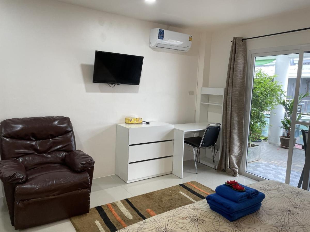 Inn Dulgence Patong Exteriör bild